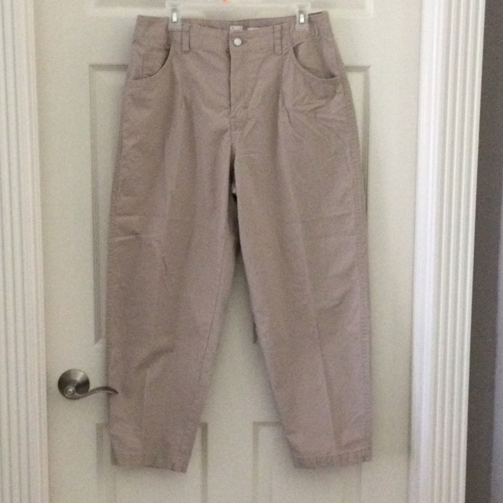 🦀 a new day flat front  barrel pants